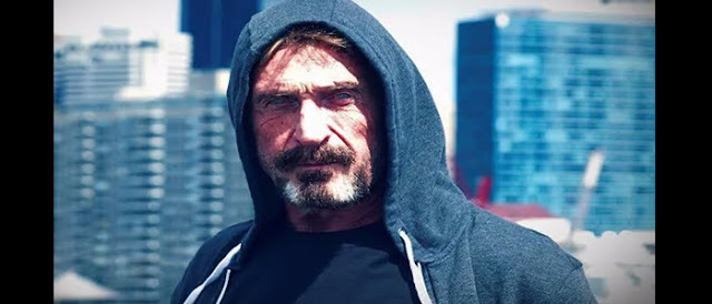 'Mito da Segurança da Informação': John McAfee vem ao Brasil para realizar uma palestra.