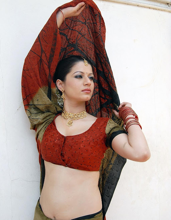 charu arora actress pics