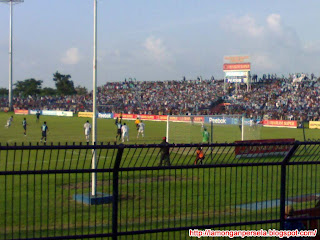  Terbaru FOTO-FOTO Pertandingan PERSELA Vs Persib