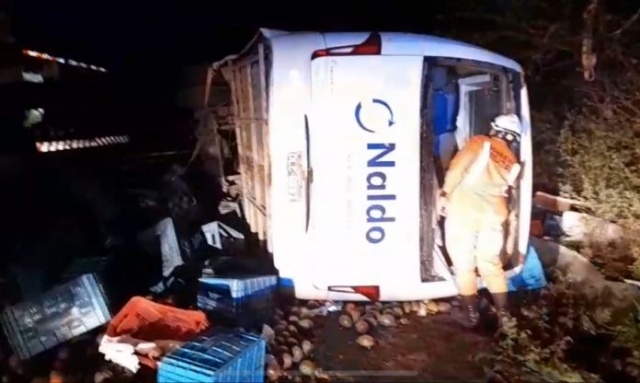 Grave acidente com micro-ônibus de Jacobina deixa 24 mortos na BR 324 próximo as cidades de Gavião e Nova Fátima