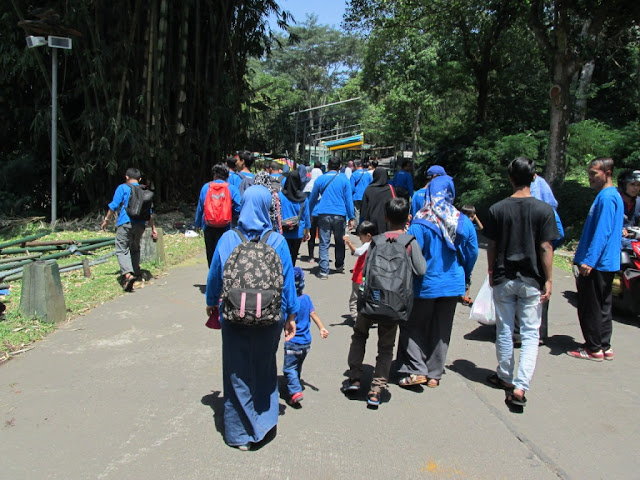 family gathering ke Taman Safari Prigen Pasuruan