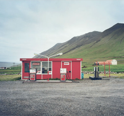 Petrol and service stations in Iceland