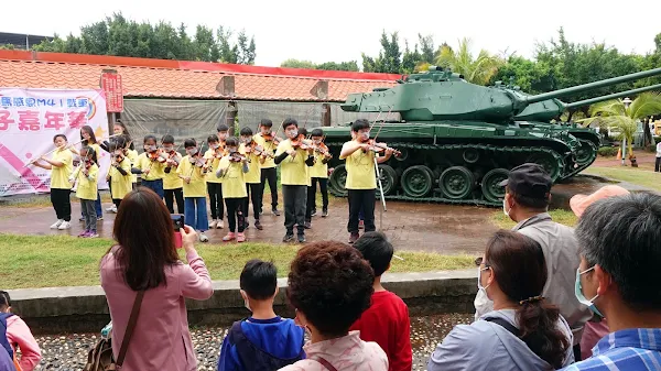 ▲金馬公園改善工程即將開工，現有戰車陳展設備將繳回國防部，為讓親子更親近公園了解M41戰車駐紮於此地的歷史意義，今天辦理「嶄新金馬感恩戰車親子嘉年華」。（記者林明佑翻攝）