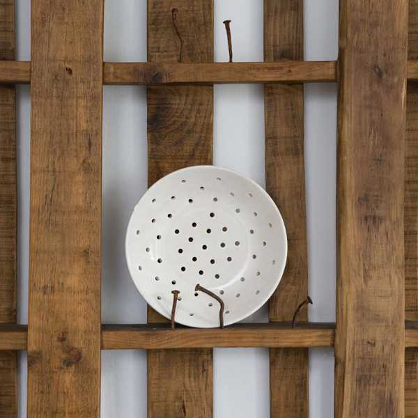 Re-Using The Italian Way - Katrin Arens pallet plate rack