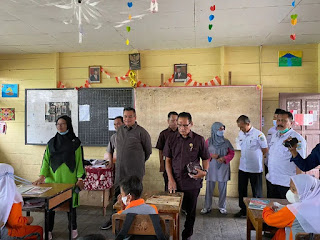 Ketua Komisi IV DPRD Kota Jambi Pimpin Kunjungan ke Sekolah