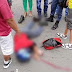 Motociclista fica ferido em acidente após ser atingido por um carro