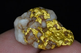 gold in quartz from Brazil