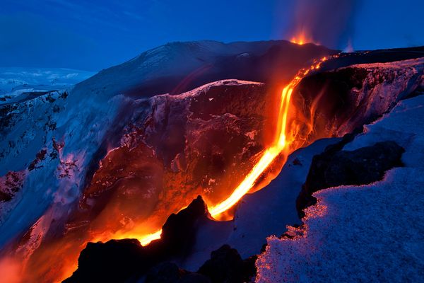 iceland volcanoes 2011. iceland volcano eruption 2011.