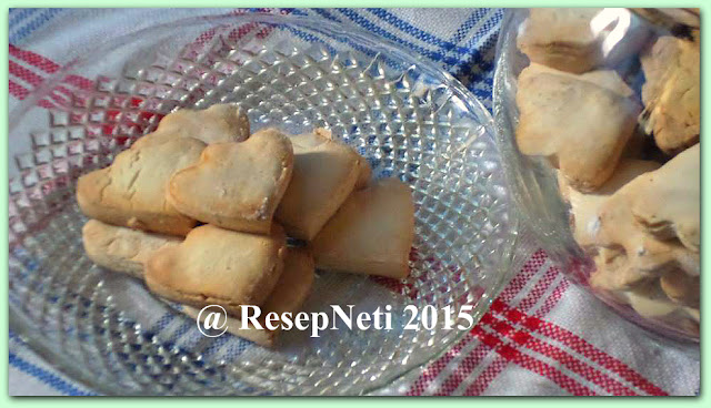 Bangkit cookies or Sago cookies at kusNeti kitchen 2015