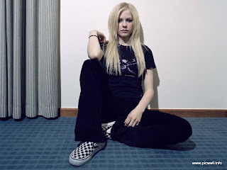 Avril Lavigne hot wallpapers