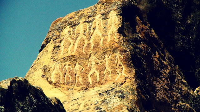 Photo : Pétroglyphes du site de Gobustan - Bakou (Gobustan Rock Art Baku)