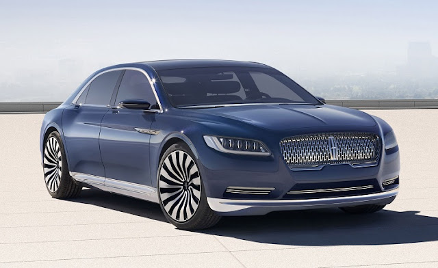 2017 Lincoln Town Car VIEW Front