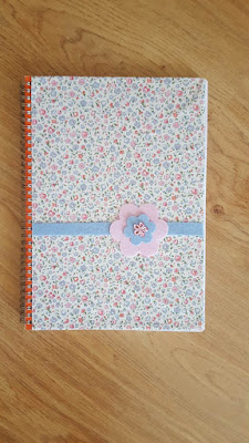 10-minute upcycled notebook