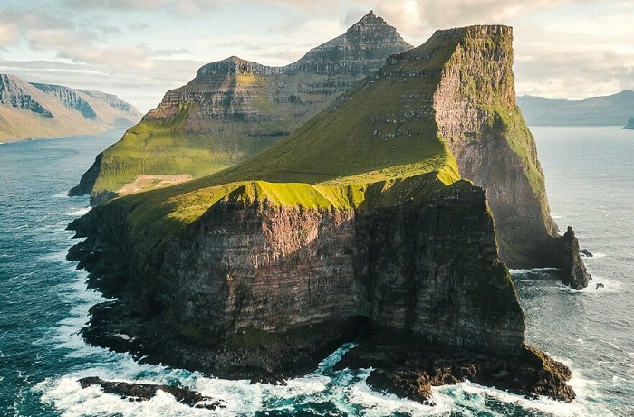 Daniel Craig's James Bond's Tombstone at The Faroe Island