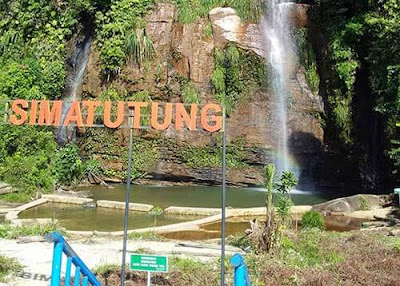 air terjun simatutung