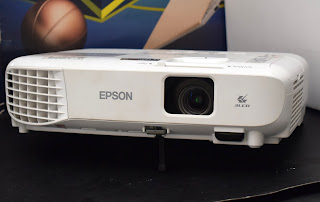 Jual Proyektor EPSON EB-S400 Second Siap Pakai