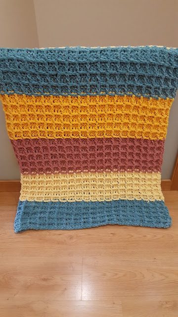 Crochet Waffle Stitch Blanket - version 2.0