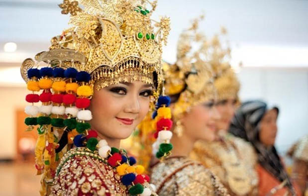 Mengenal Tari Gending Sriwijaya, Asal Usul dan Gerakannya