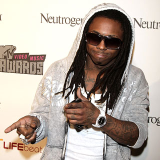 Download 30 Lagu LIL WAYNE Terpopuler Mp3 Full Album Terbaru