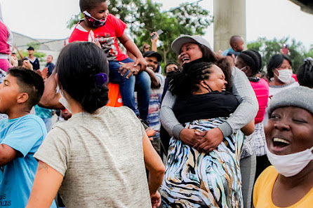 Na ocupação, vivem 200 famílias de haitianos e há pessoas com sintomas da covid-19Na manhã desta quinta (11), após ampla mobilização popular, a reintegração de posse de um terreno na Avenida do Estado, no bairro do Ipiranga, Zona Sul de São Paulo, foi suspensa pelo Tribunal de Justiça de São Paulo.