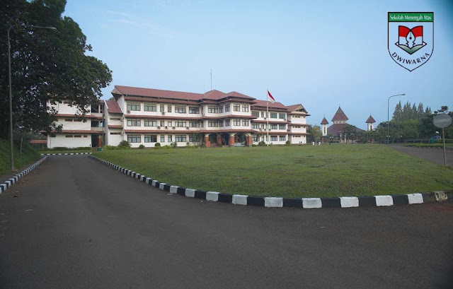 SMA Boarding School