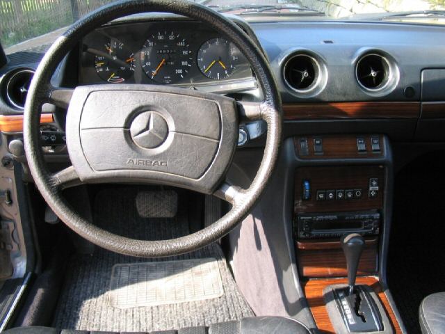 In this blog entry I'll be covering Mercedes W123 Eclass 