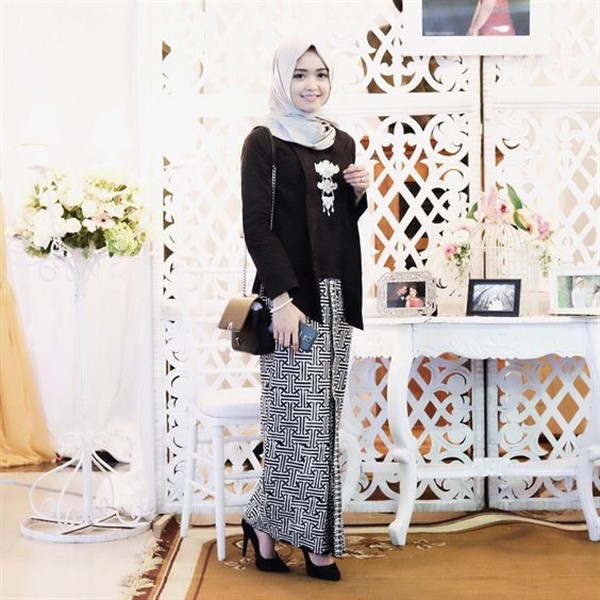 Trend Model Baju Kebaya Muslim Terbaru 2017 2018 Fashion
