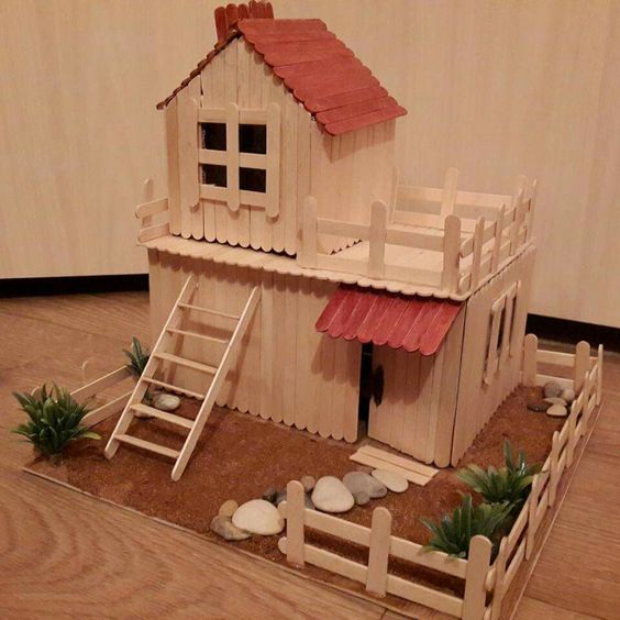 Contoh kerajinan  miniatur rumah  dari stik  es krim bekas 