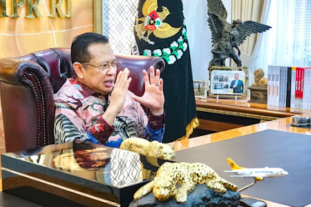    Berikan PKPA Indonesia, Ketua MPR RI Ajak Wujudkan Keadilan Hukum Bagi Masyarakat 