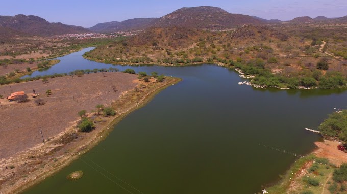 TESOURO POLUÍDO: COBERTURA AÉREA DO AÇUDE JENIPAPO EM ITIÚBA É DISPONIBILIZADA PARA POPULAÇÃO; CONFIRA