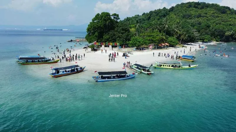 Wisata Pulau Tangkil di Pesawaran Lampung