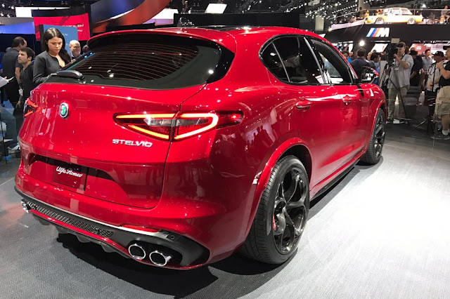 2018 Alfa Romeo Stelvio Exterior