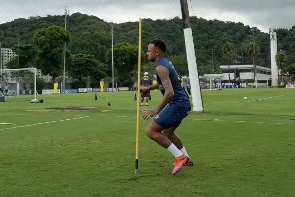 Neymar em treino pelo Santos | Foto: Reprodução