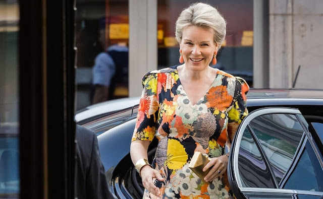 Dries Van Noten Spring Summer 2017 Collection. Queen Mathilde wore a floral print maxi dress by Dries Van Noten