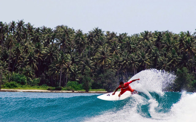 Pantai Lagundri