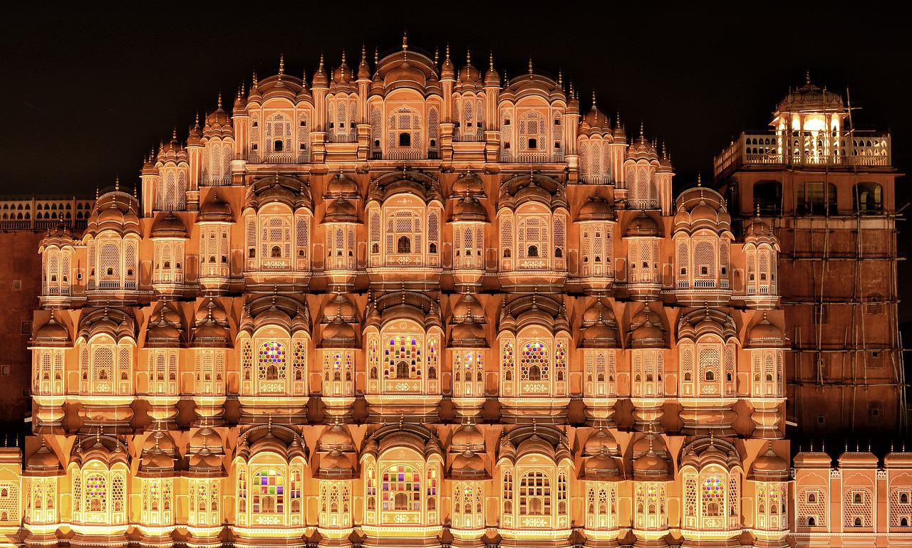 Hawa Mahal at Jaipur, the best places to visit in India