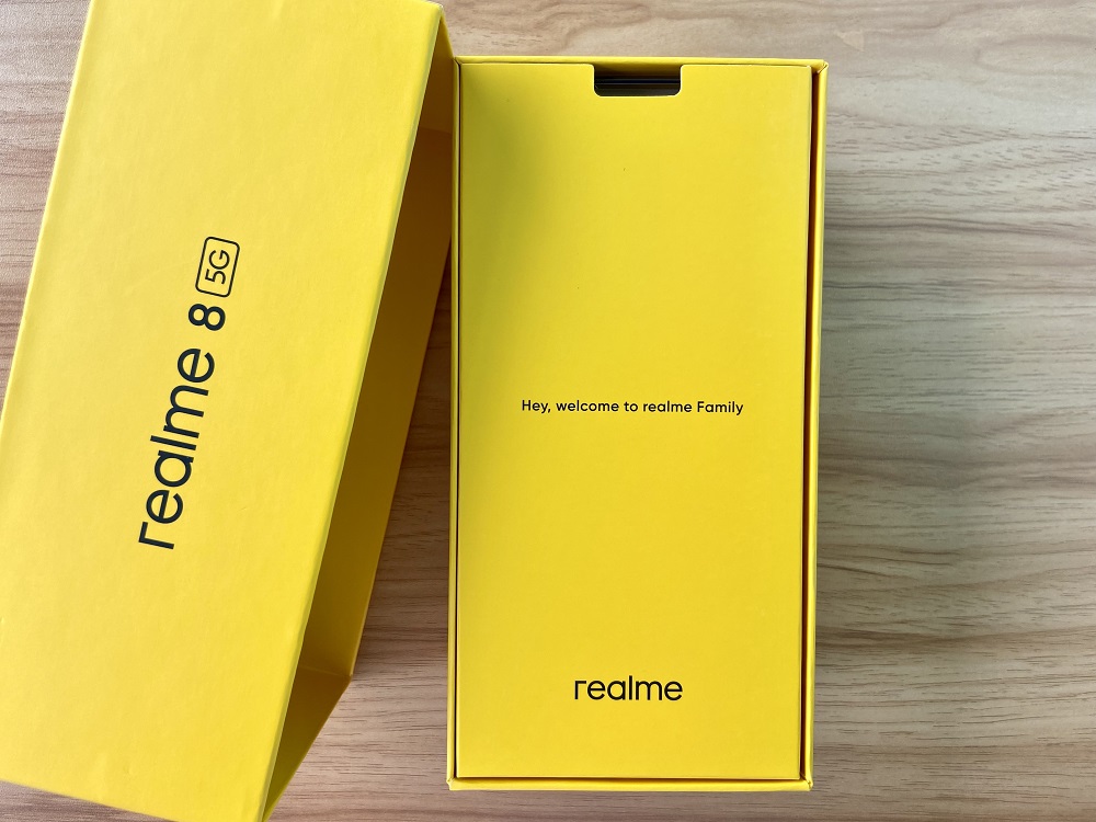 realme 8 5G Unboxing