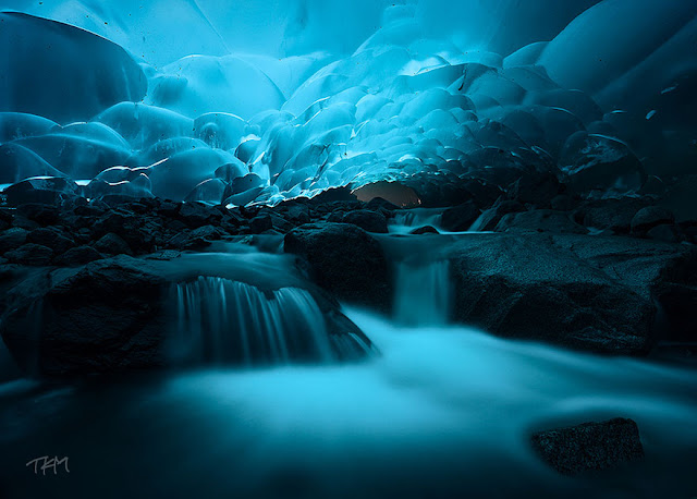 Mendenhall Glacial Caves, Alaska