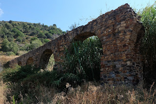 Esencial construcción romana para abastecer de agua a la población en Pineda  de Mar.