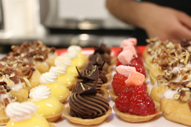 patisseries au marche jean talon