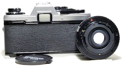 Olympus OM10 35mm SLR Film Camera Kit #515 3