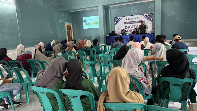 Pelatihan Digital Marketing oleh KKN Universitas Hamzanwadi: Menggali Potensi Bisnis di Era Digital