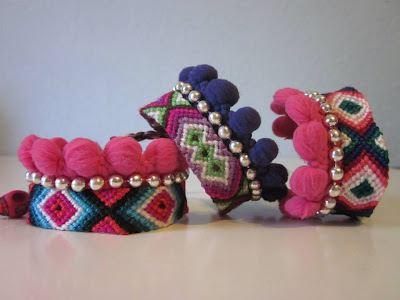 Pulseras etnicas con strass  - no hay dos iguales - hechas  a mano - lo puedes comprar en www.casualchic.es 