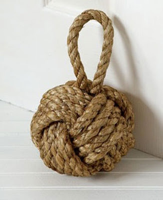 16 Creative and Cool Doorstops (16) 4