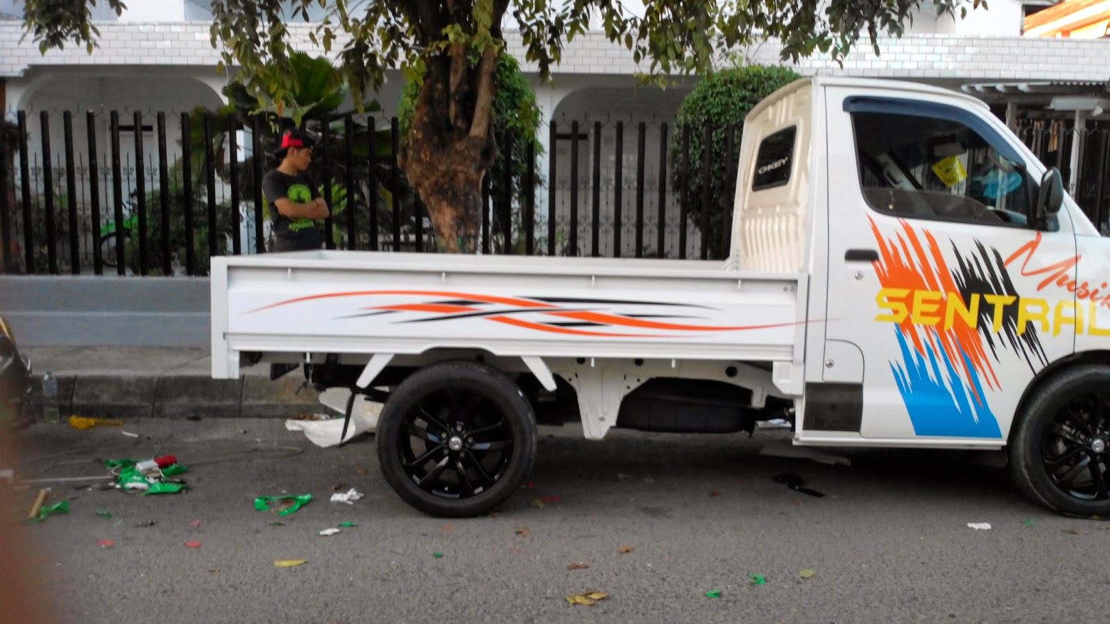 Gambar Sticker Cutting Mobil Pick Up Duniaotto