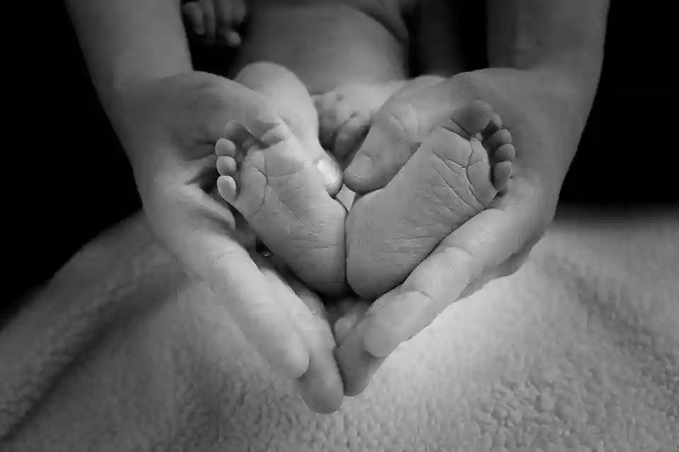 tangan setelah melahirkan bayi
