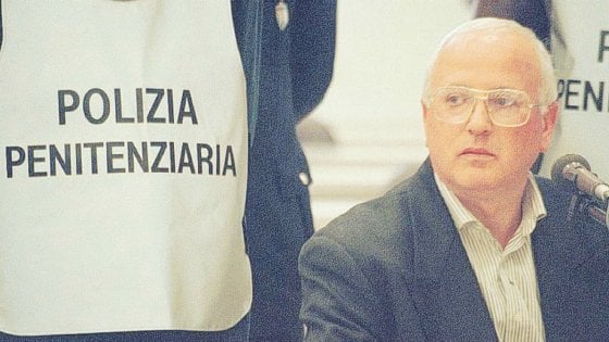 E' morto Raffaele Cutolo, boss della Nuova camorra organizzata
