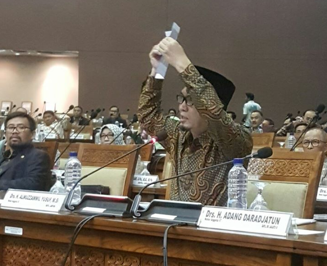 Pekikan 'Laa Ilaha Illallah Muslim Cinta NKRI' di Gedung DPR Bikin Merinding