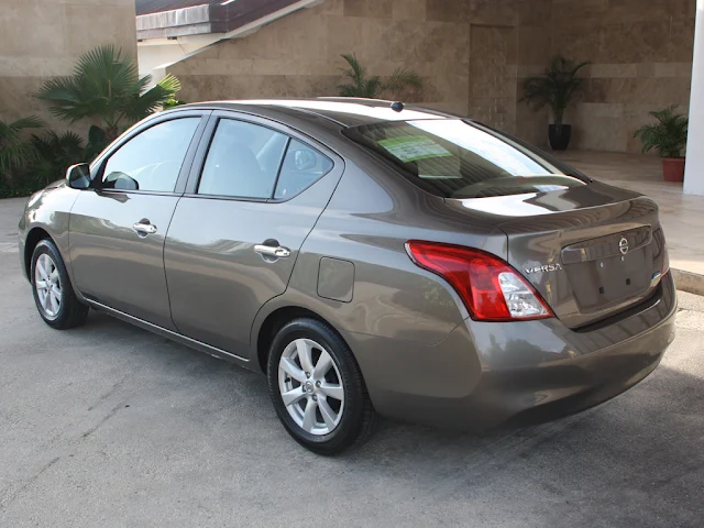 Nissan Versa