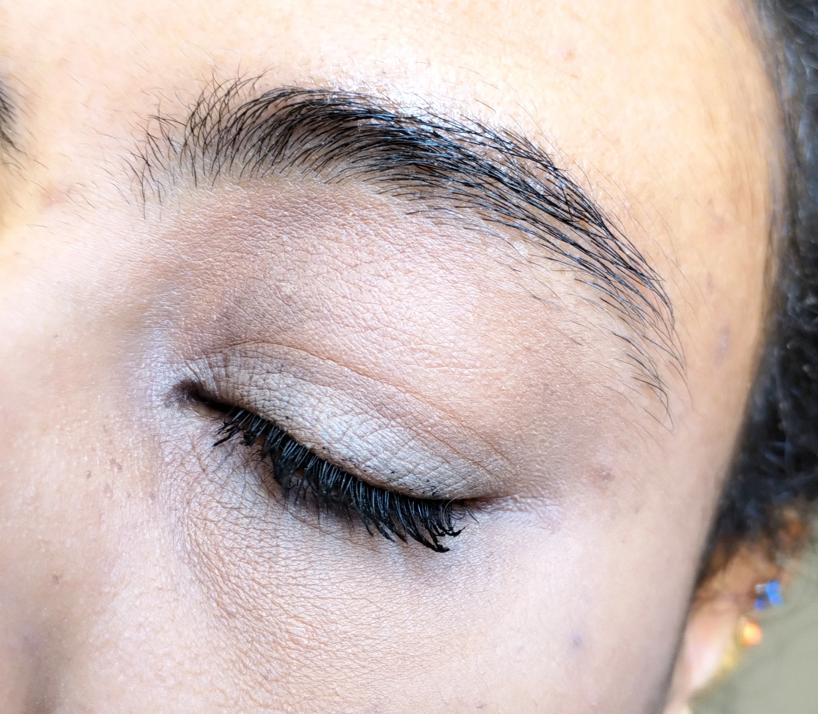 HUDA BEAUTY Easy bake and snatch (Peach Pie) 🍑